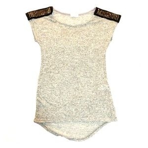 🔥✨HP✨Poetry grey knit top with gold “spikes”